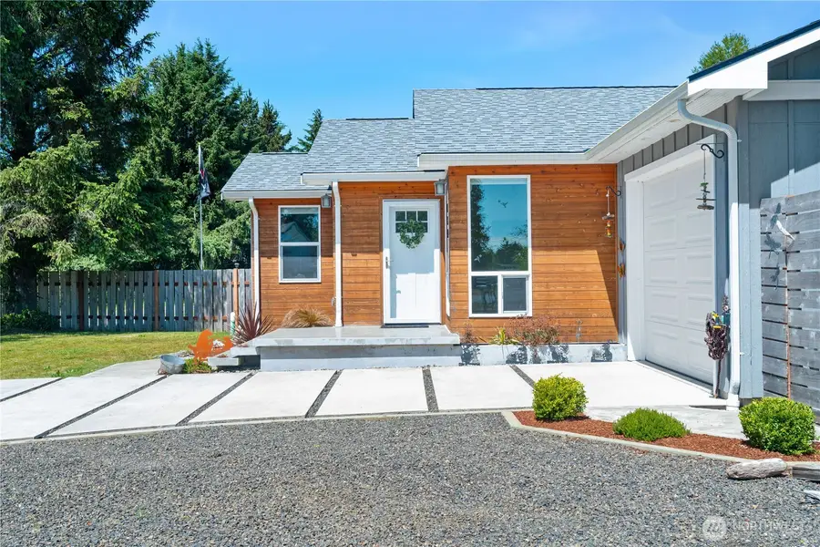 124 N Wynoochee Drive Sw, Ocean Shores, WA 98569 - #2