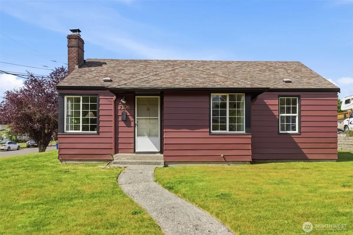 7306 S 115th Street, Seattle, WA 98178 - #1