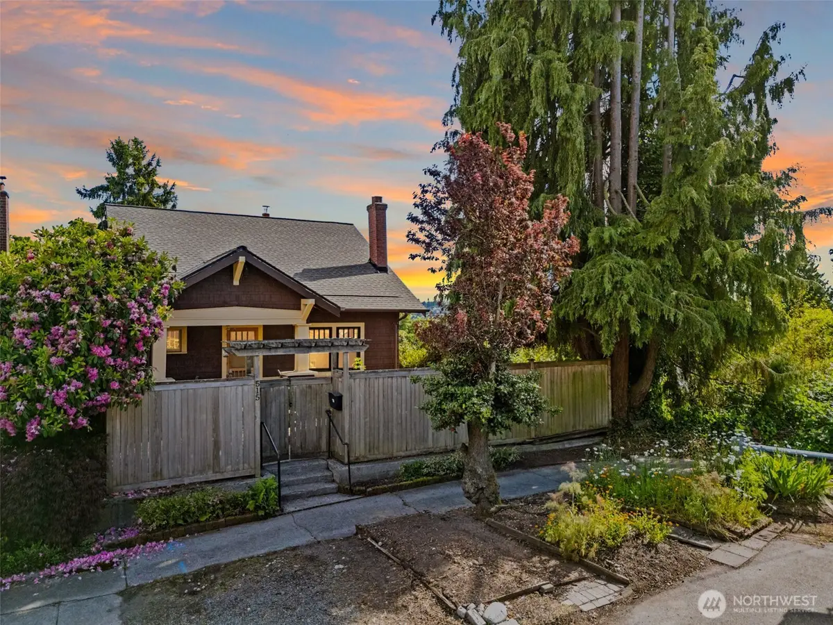 515 N 41st Street, Seattle, WA 98103 - #1
