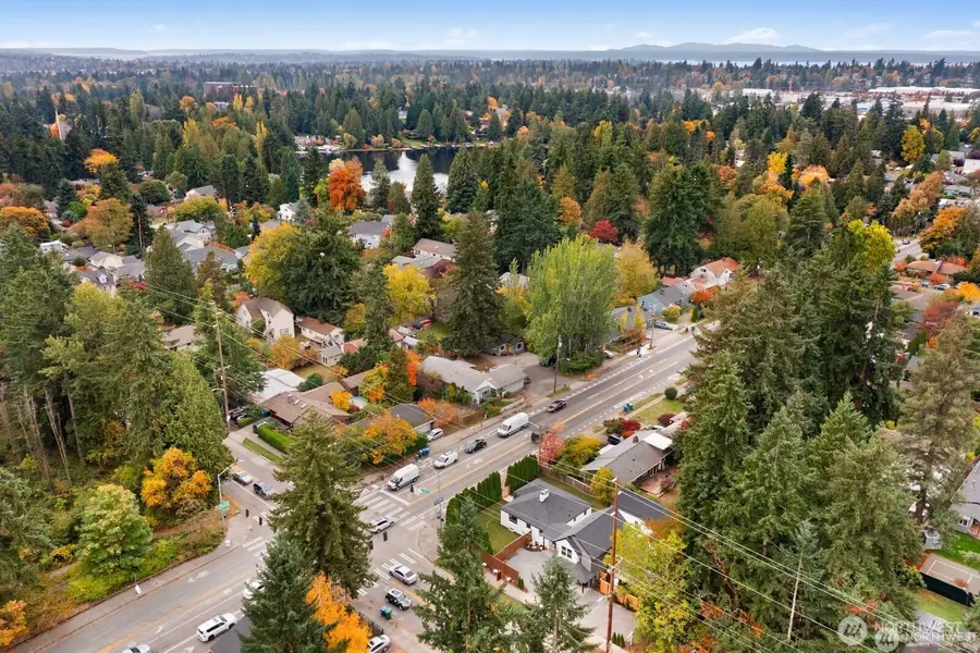 13007 1st Avenue Ne, Seattle, WA 98125 - #2