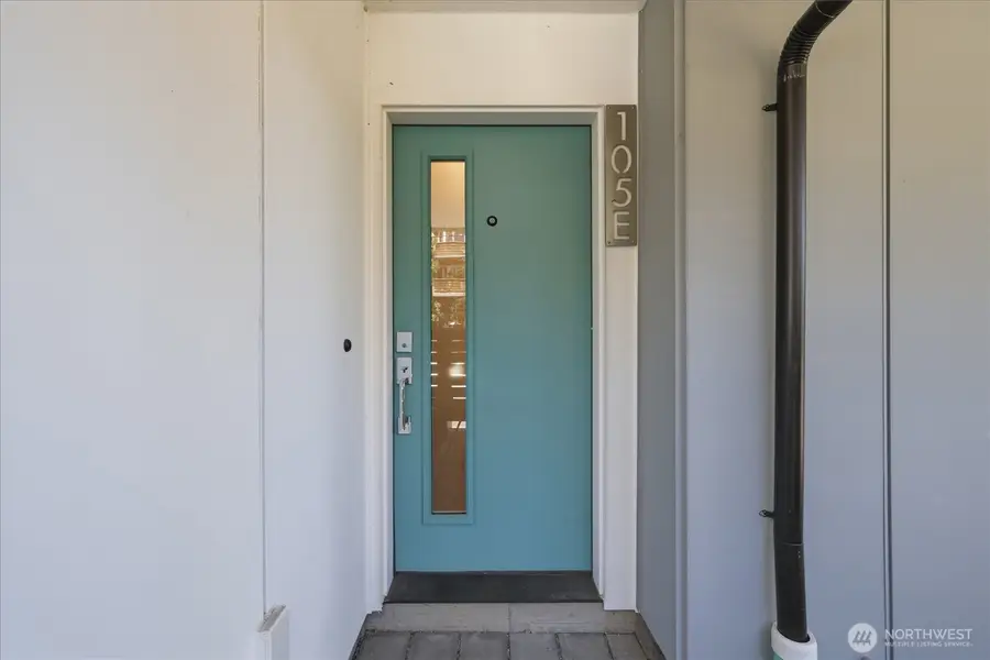 105 NW 39 Th Street #E, Seattle, WA 98107 - #2
