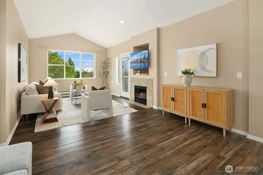 2830 SW Raymond Street #301, Seattle, WA 98126 - #3