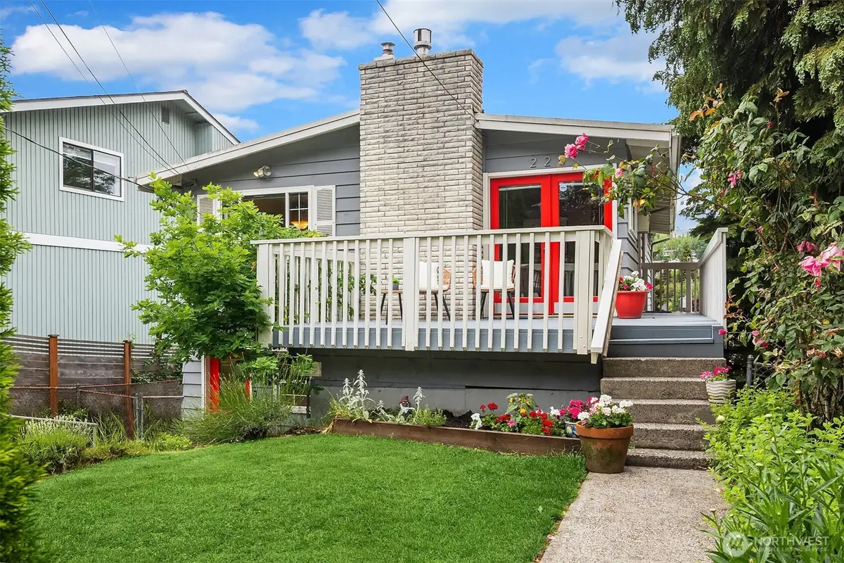 225 32nd Avenue E, Seattle, WA 98112 - #1