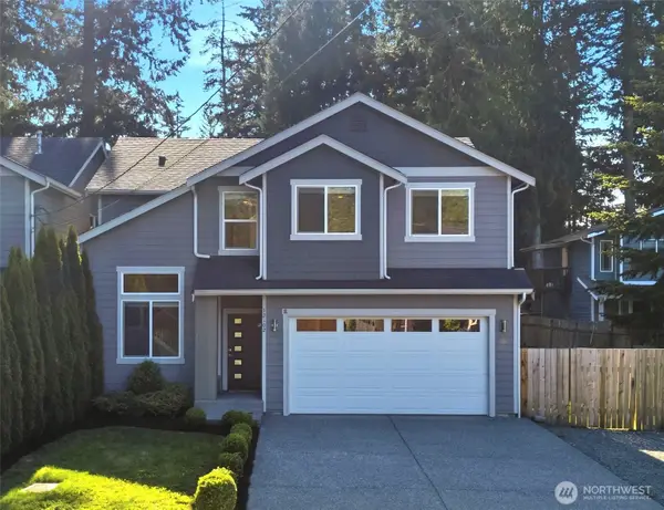 12102 10th Drive Se #B, Everett, WA 98208