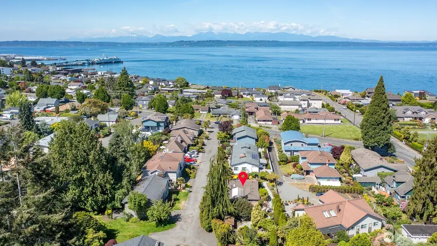 631 Giltner Lane, Edmonds, WA 98020 - #2
