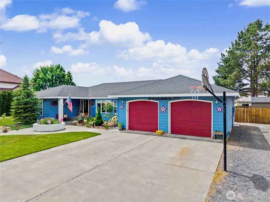 9373 Naples Street Se, Moses Lake, WA 98837 - #2