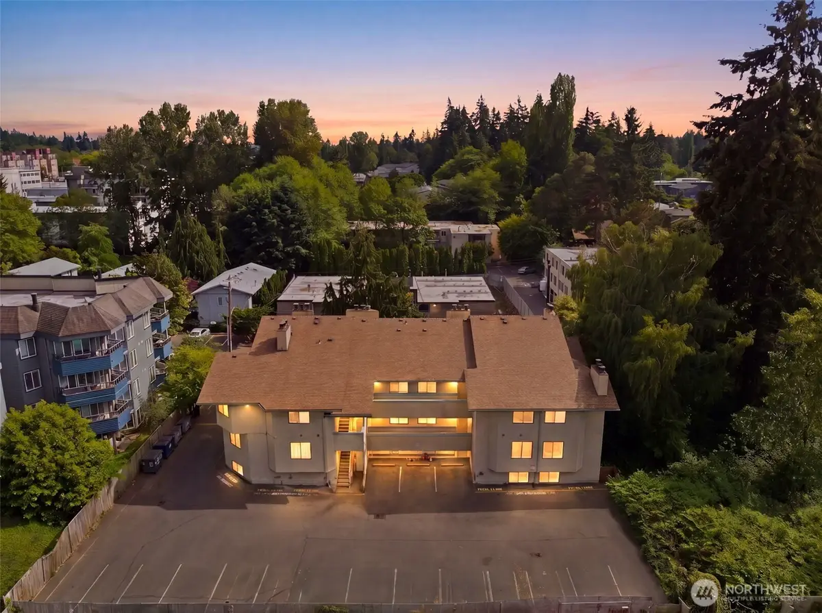 3024 NE 143rd Street #301, Seattle, WA 98125 - #1