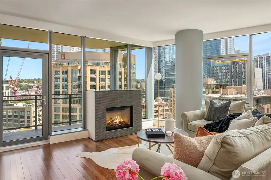 820 Blanchard Street #1605, Seattle, WA 98121 - #3