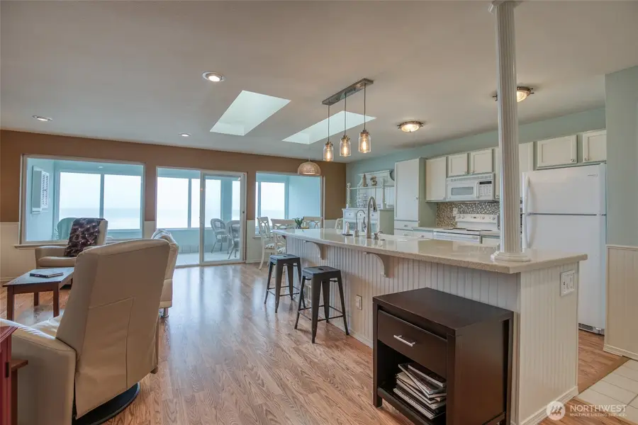 1443 Ocean Shores Boulevard Sw #302, Ocean Shores, WA 98569 - #3