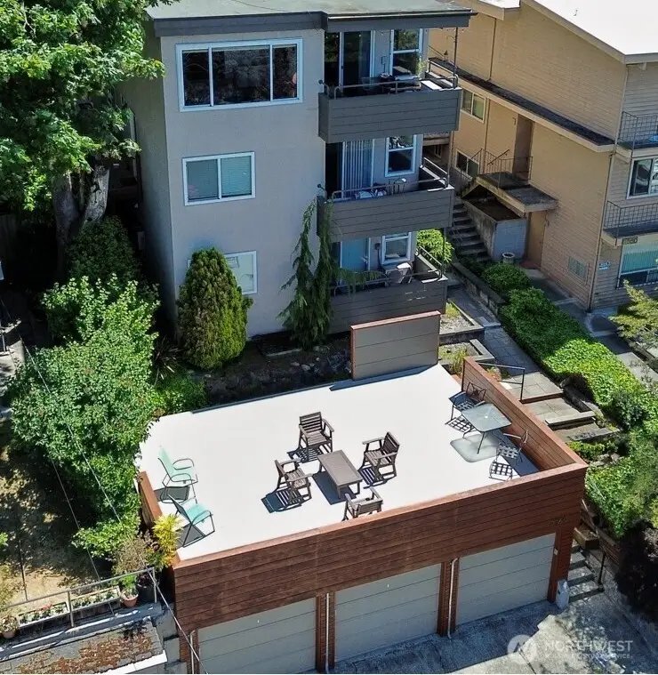 2366 E Yale Avenue E, Seattle, WA 98102 - #2