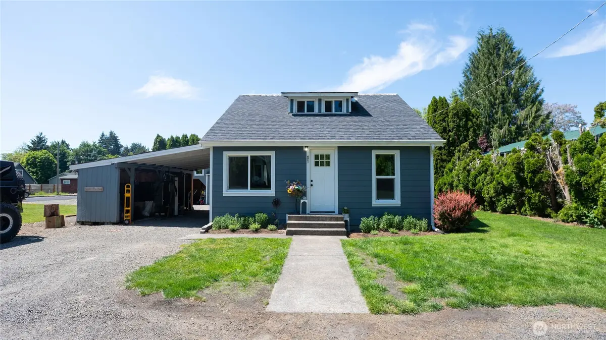 621 S First Street, Toledo, WA 98591 - #1