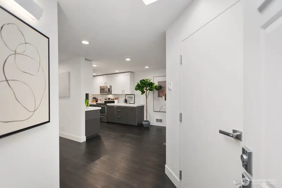 325 7th Avenue S, Kirkland, WA 98033 - #2