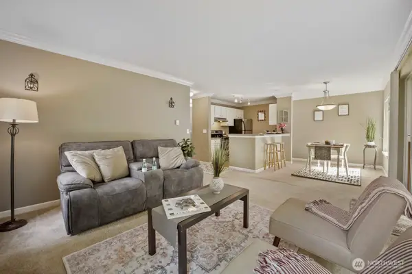 31500 33rd Place Sw #C204, Federal Way, WA 98023