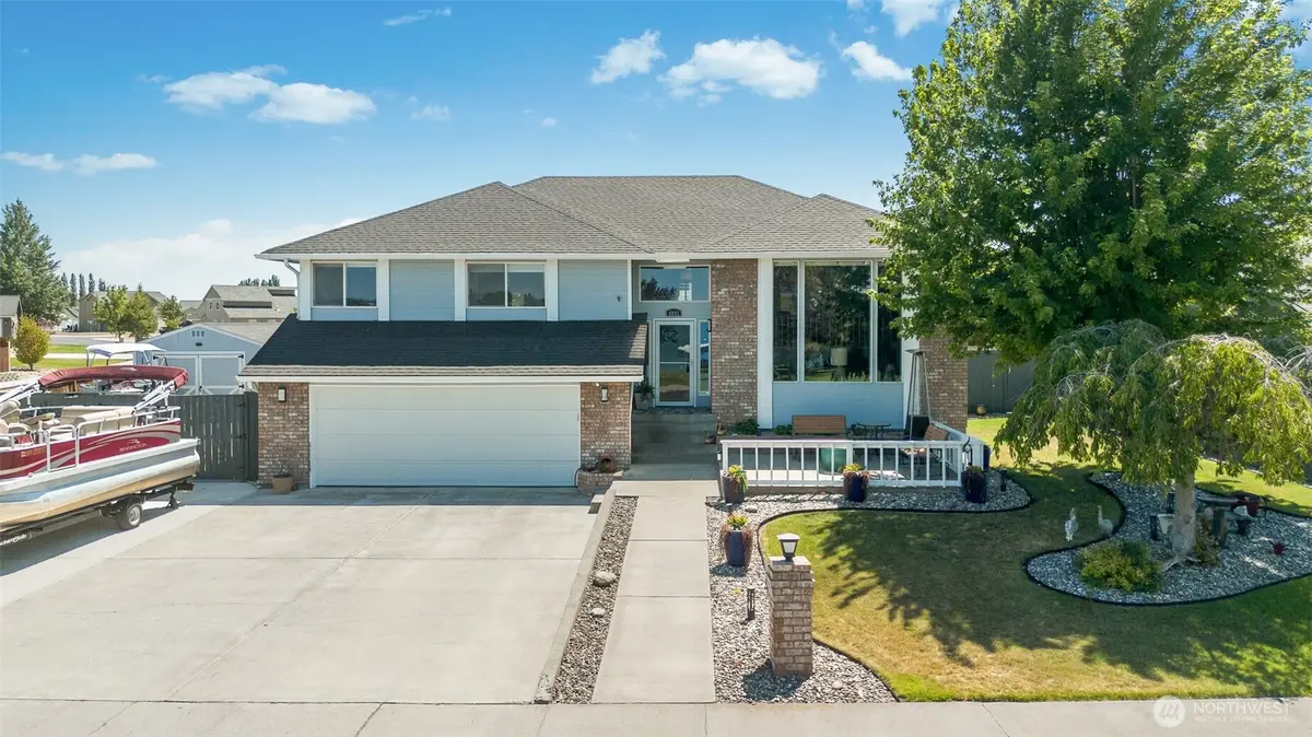 4095 W Cove West Drive, Moses Lake, WA 98837 - #1