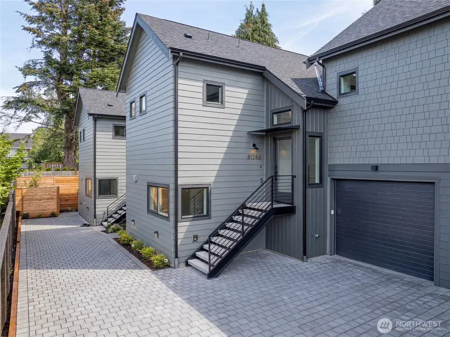 8128 12th Avenue Sw #B, Seattle, WA 98106 - #2