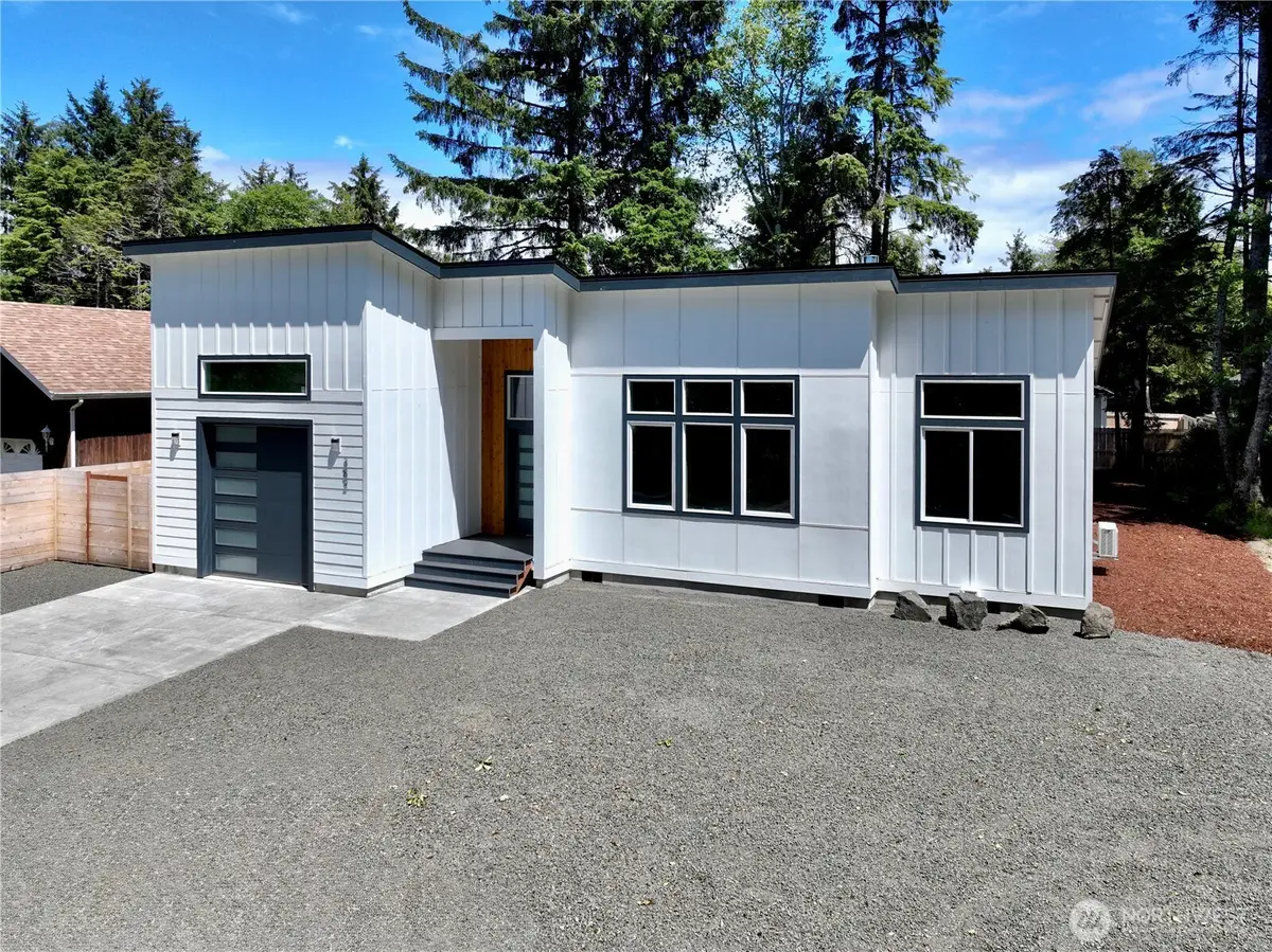 382 Lake View Loop Ne, Ocean Shores, WA 98569 - #1