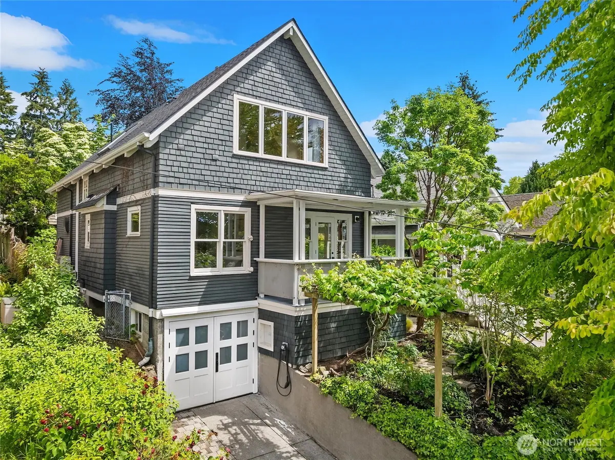 6054 29th Avenue Ne, Seattle, WA 98115 - #1