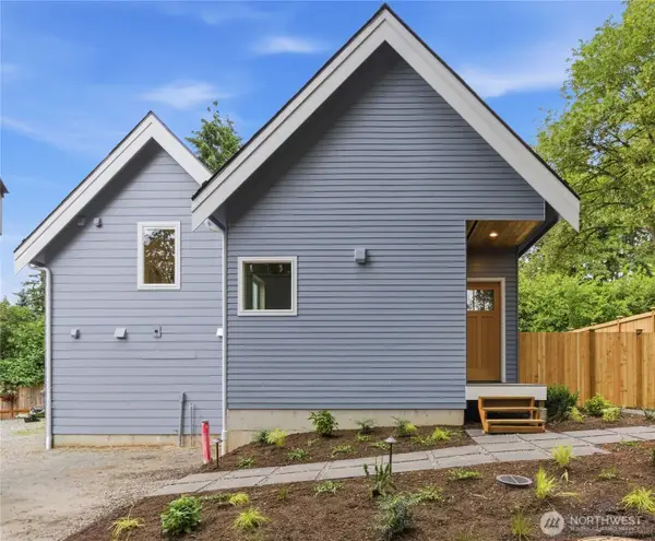 11737 40th Avenue Ne #C, Seattle, WA 98125