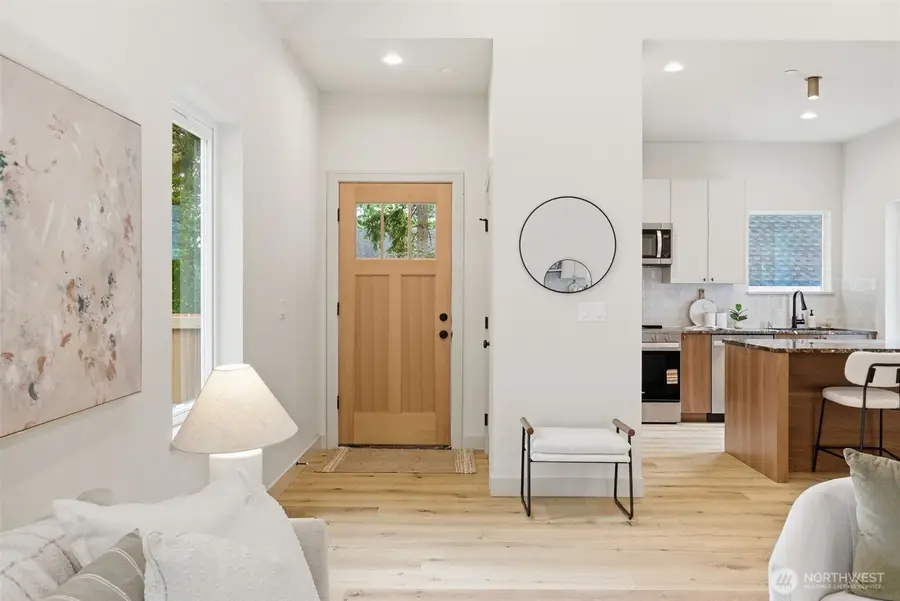 11737 40th Avenue Ne #C, Seattle, WA 98125 - #3