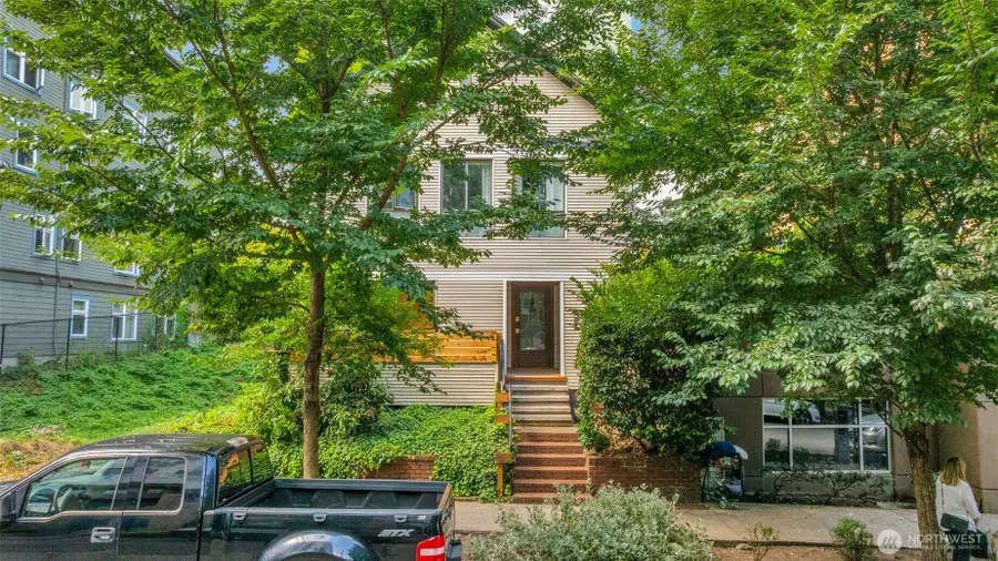 417 Minor Avenue N, Seattle, WA 98109 - #2