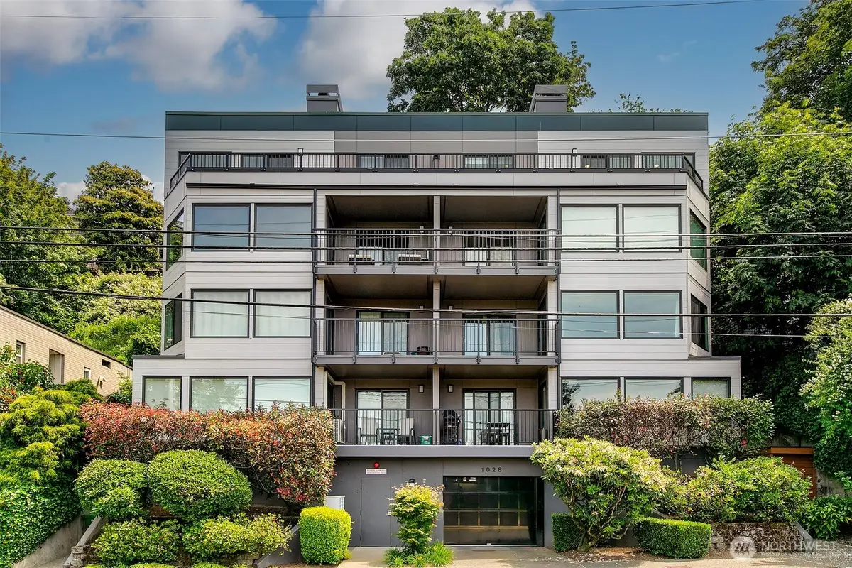 1028 Lakeview Boulevard E #8, Seattle, WA 98102 - #1