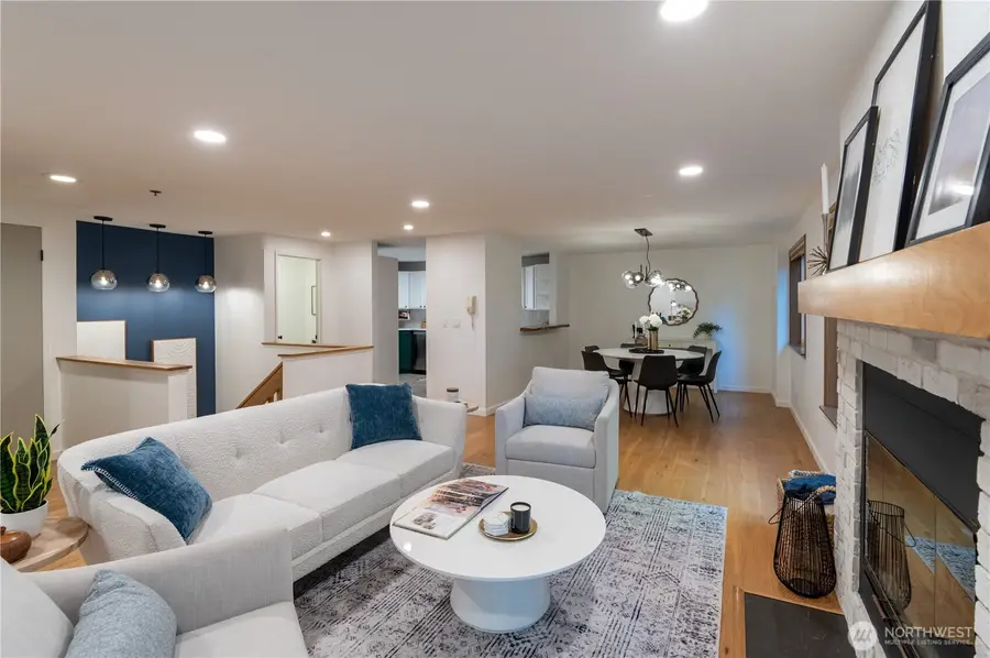 1028 Lakeview Boulevard E #8, Seattle, WA 98102 - #2