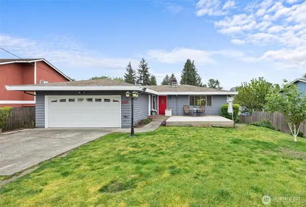 2001 NE 12th Street, Renton, WA 98056