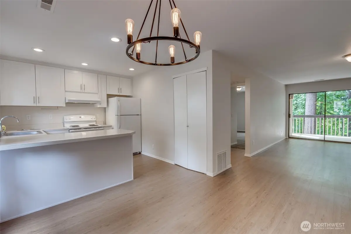 10819 NE 37th Place #224, Bellevue, WA 98004 - #1