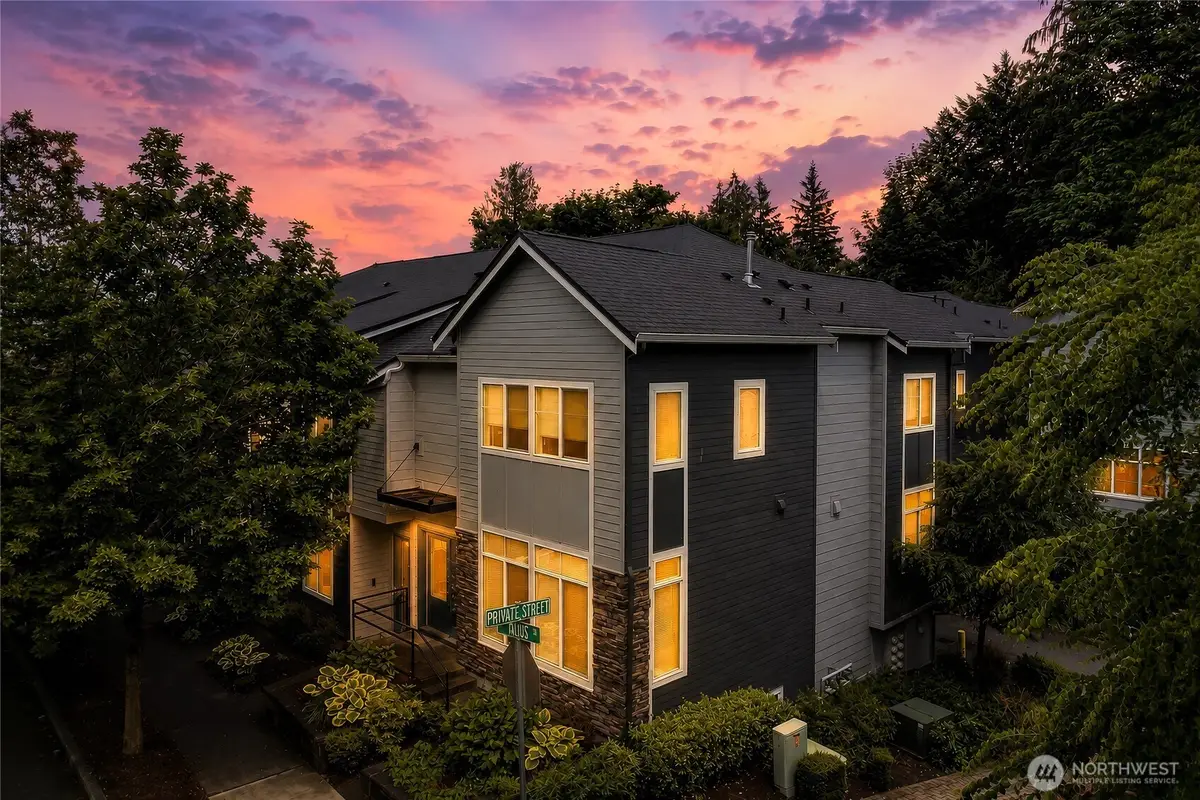 2129 NW Talus Dr, Issaquah, WA 98027 - #1