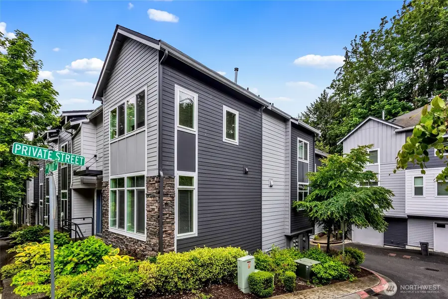 2129 NW Talus Dr, Issaquah, WA 98027 - #2