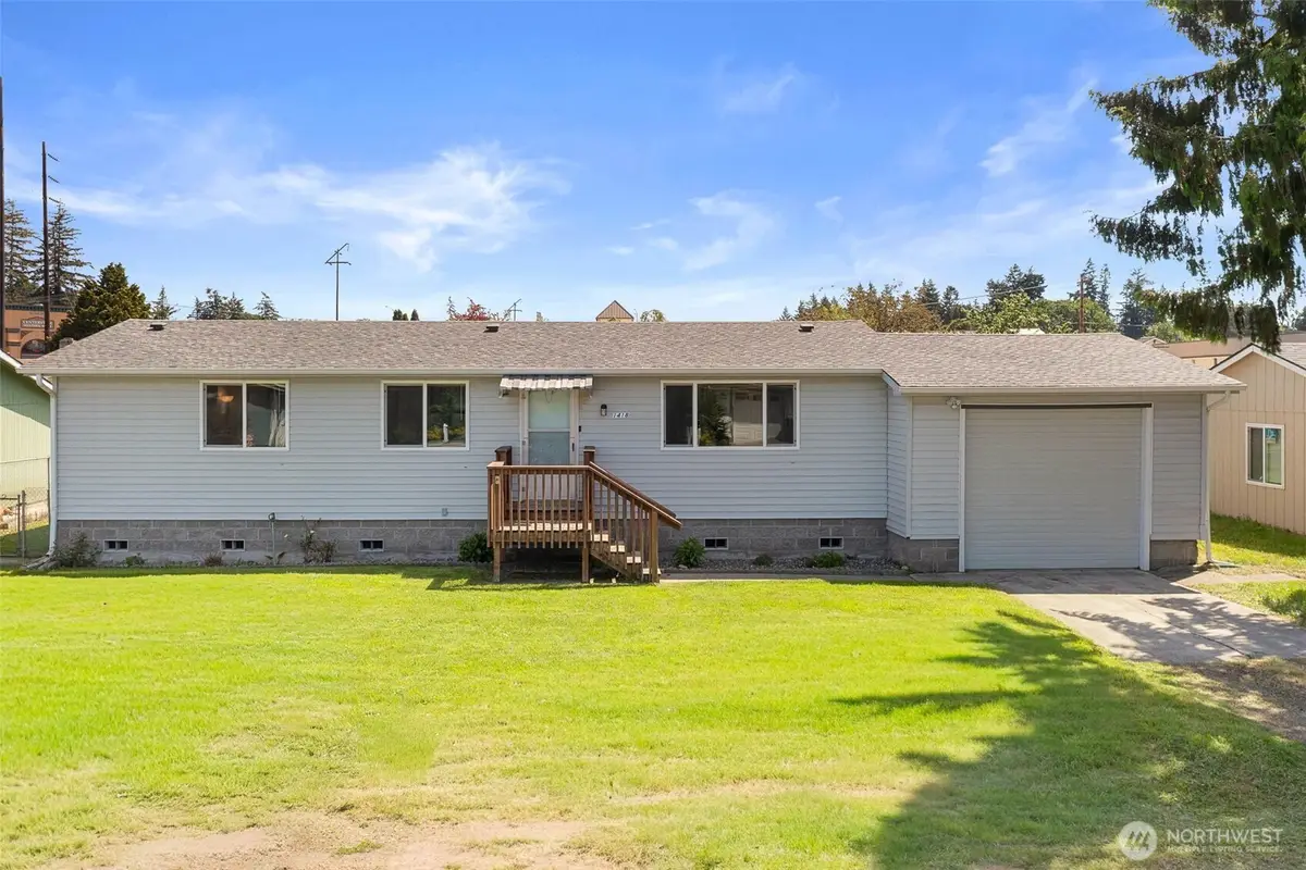 1418 Jensen Avenue, Centralia, WA 98531 - #1
