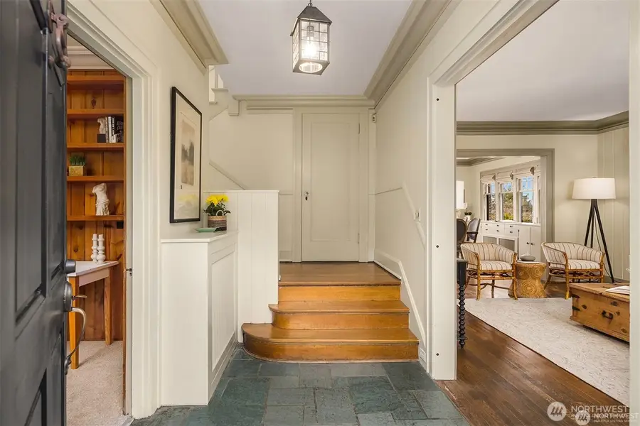 1208 E Newton Street, Seattle, WA 98102 - #3