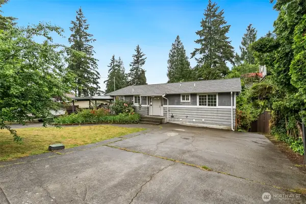 16046 46th Avenue S, Tukwila, WA 98188