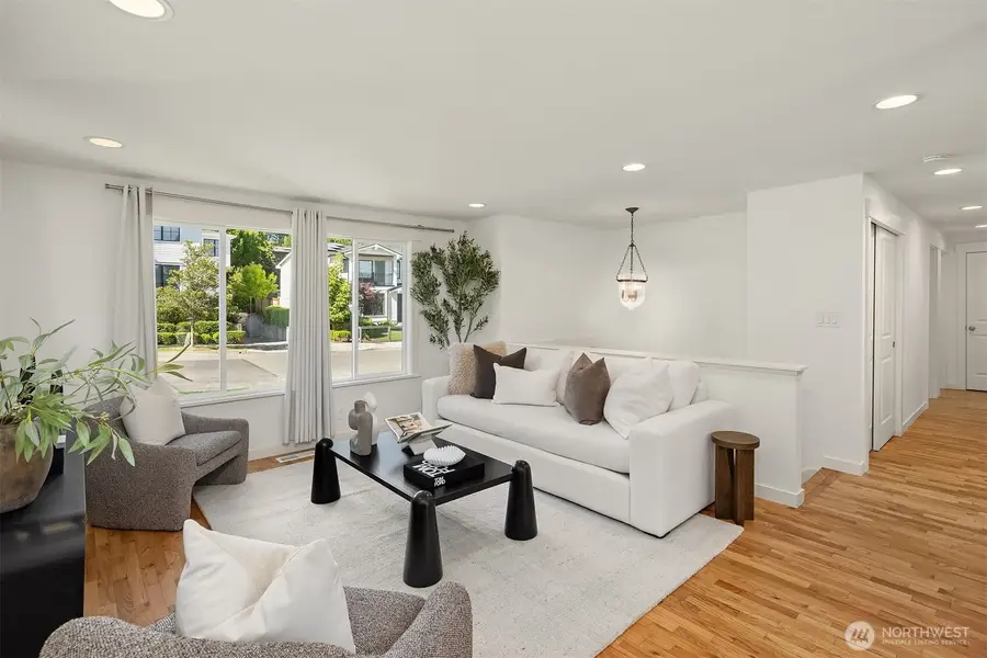413 9th Avenue, Kirkland, WA 98033 - #3