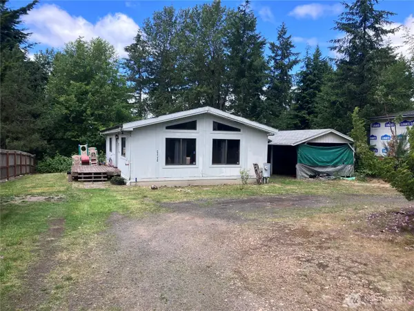 1710 E Trails End, Belfair, WA 98528
