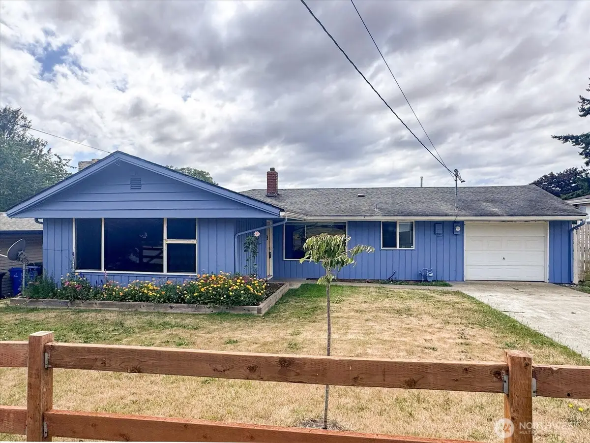 475 SE Pasek Street, Oak Harbor, WA 98277 - #1