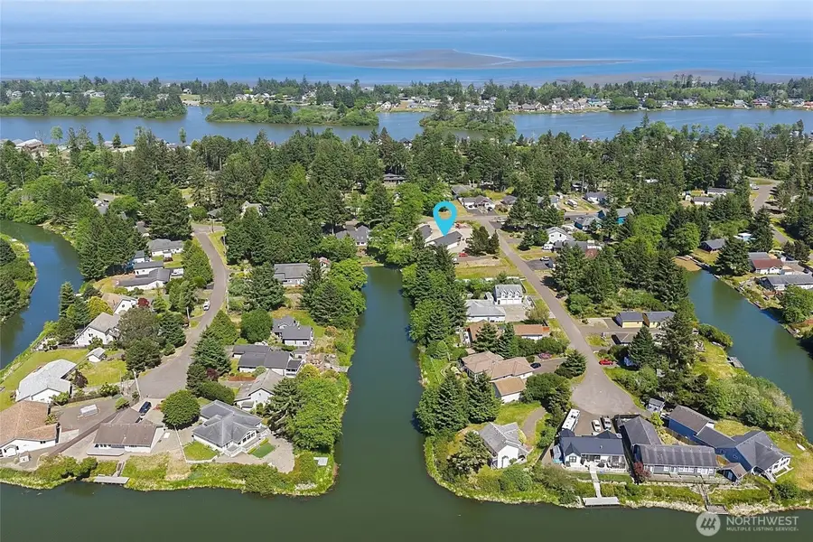 647 Skamokawa Court Se, Ocean Shores, WA 98569 - #2