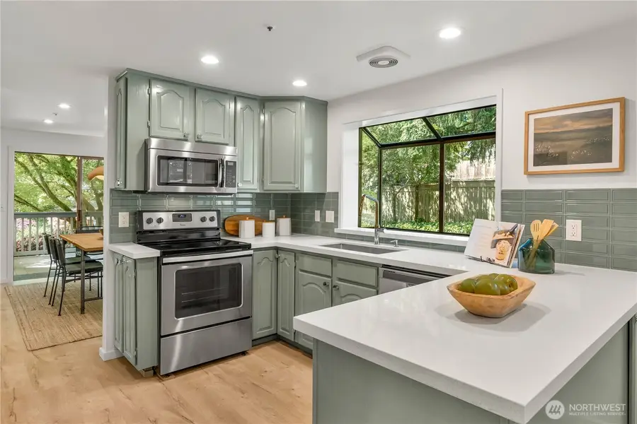 19616 61st Place Ne #5, Kenmore, WA 98028 - #3
