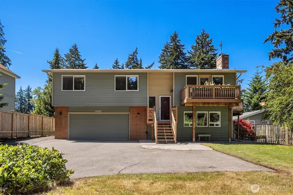 15021 Westminster Way N, Shoreline, WA 98133