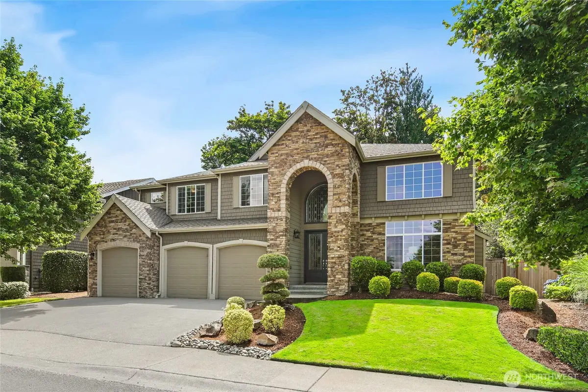 25901 NE 1st Place, Sammamish, WA 98074 - #1