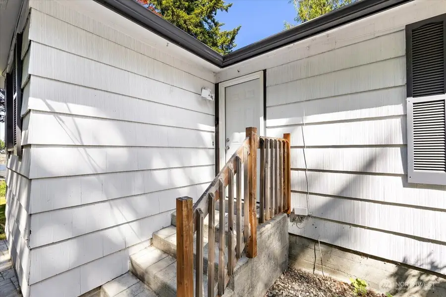 3817 Shelby, Lynnwood, WA 98087 - #2