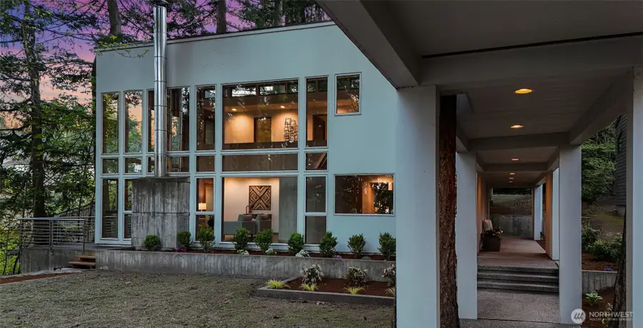 2261 W Lake Sammamish Parkway Se, Bellevue, WA 98008 - #2