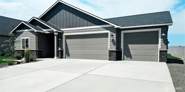 231 Schrute Road, Prosser, WA 99350