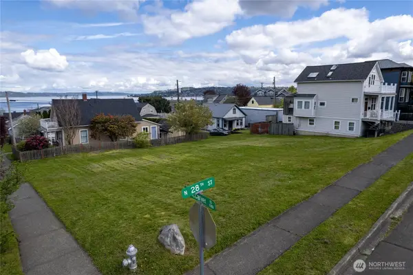 2801 N Mccarver Street, Tacoma, WA 98403