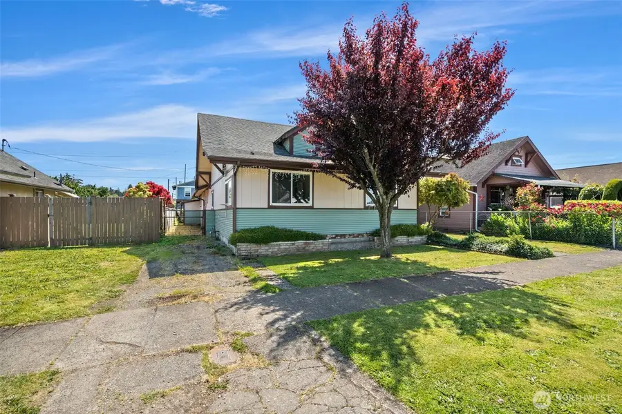 1214 B Street, Centralia, WA 98531 - #2