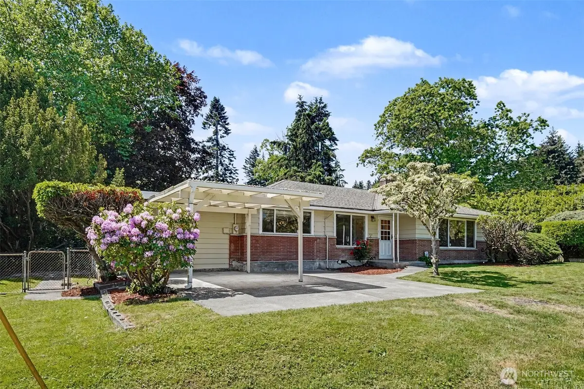 10749 30th Ave Ne, Seattle, WA 98125 - #1