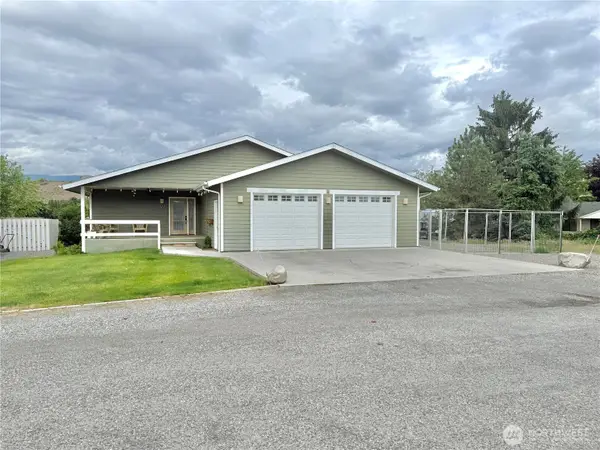 727 Kenwood Street, Omak, WA 98841