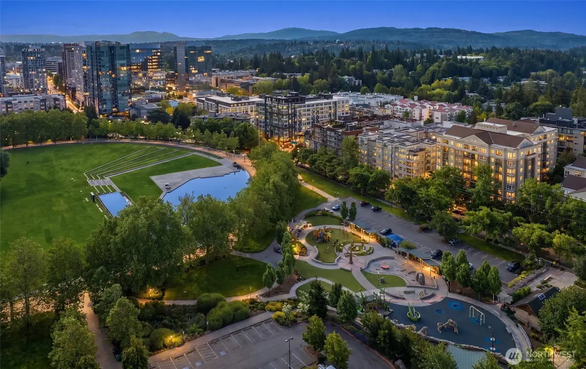 10045 NE 1st Street #422, Bellevue, WA 98004 - #1