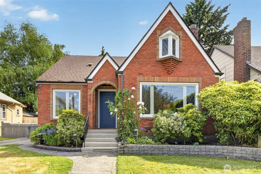 321 NW 78th Street, Seattle, WA 98117 - #2