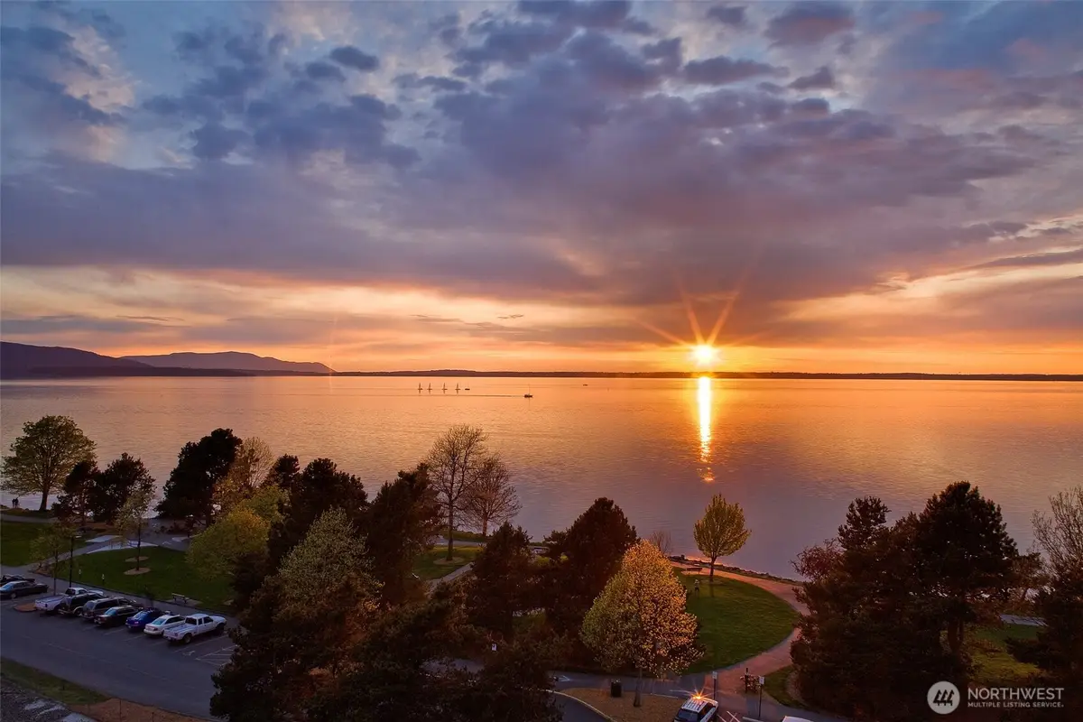 472 S State Street #204, Bellingham, WA 98225 - #1